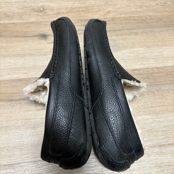 UGGS Men's Black Ascot Leather Slippers Shoes  Size 9 - Picture 6 of 7